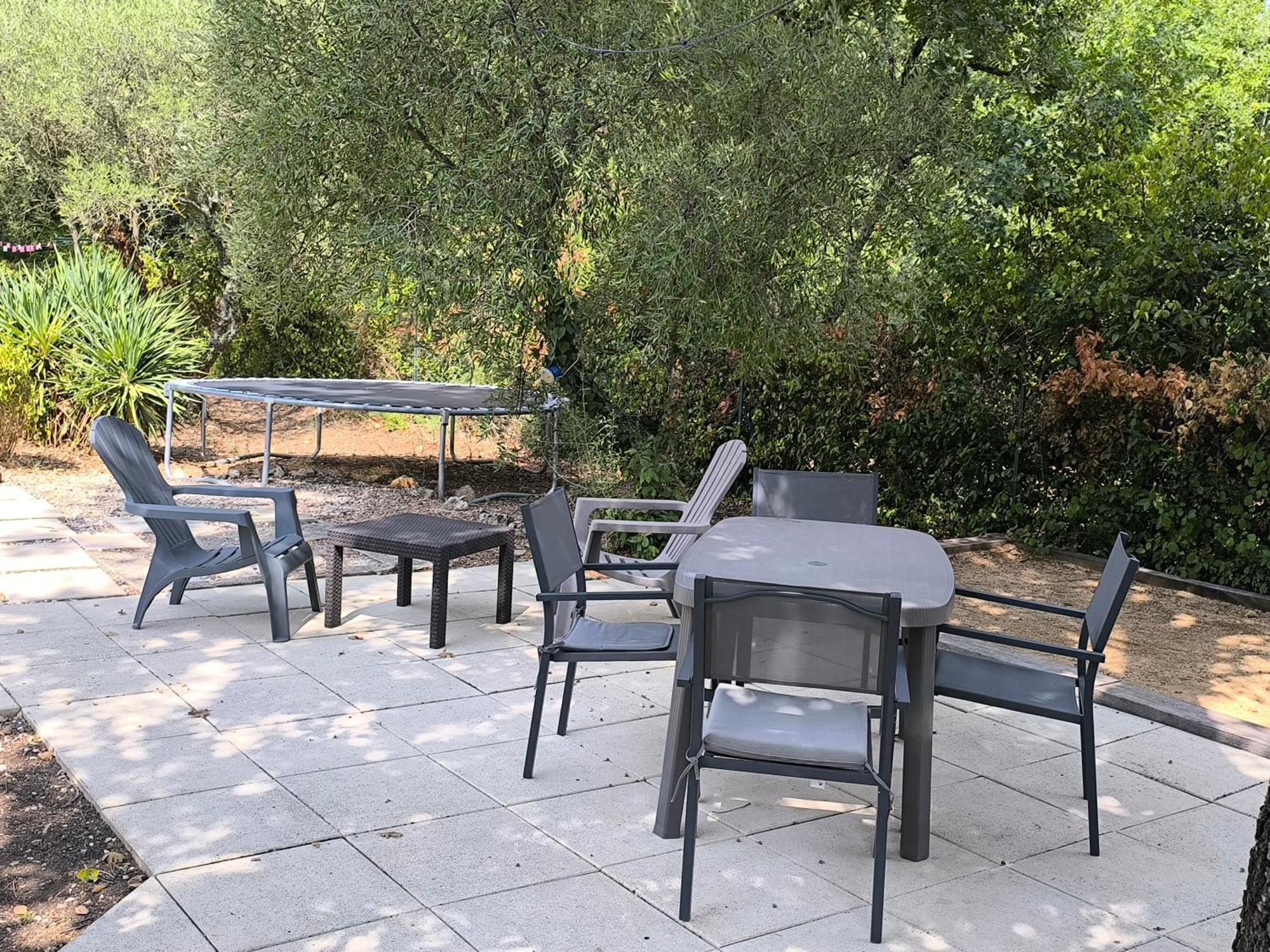Villa Terre Neuve Signes Esterno foto